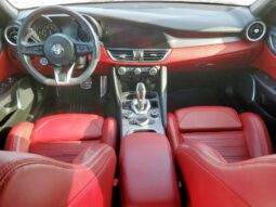 
										2020 Alfa romeo Giulia full									