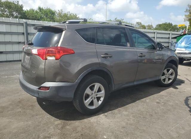 
								2013 Toyota Rav4 full									