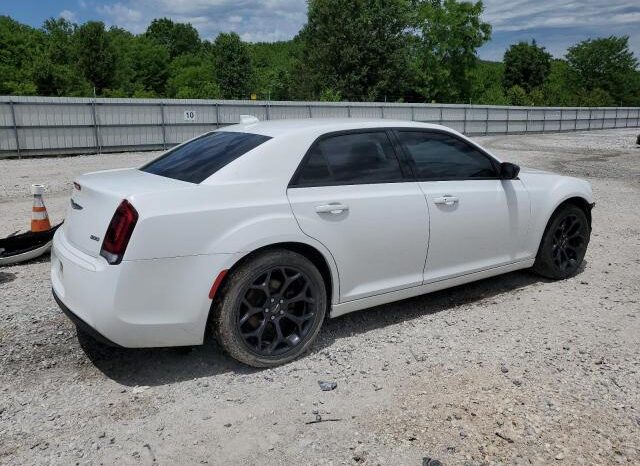 
								2019 Chrysler 300 tourin full									