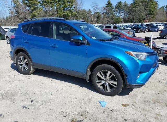 
								2018 Toyota Rav4 full									