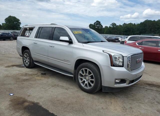 
								2016 Gmc Yukon full									