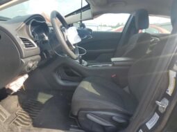 
										2016 Chrysler 200 lx full									