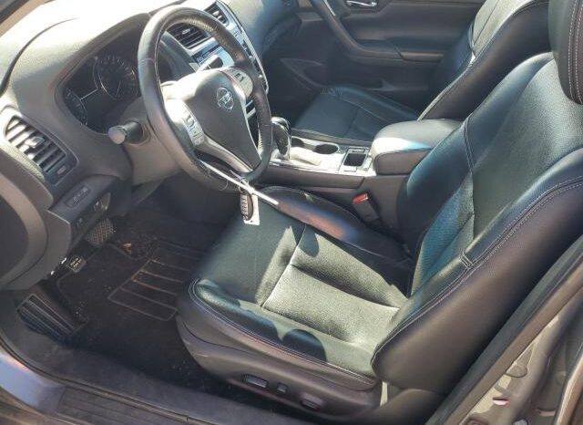 
								2018 Nissan Altima 2.5 full									