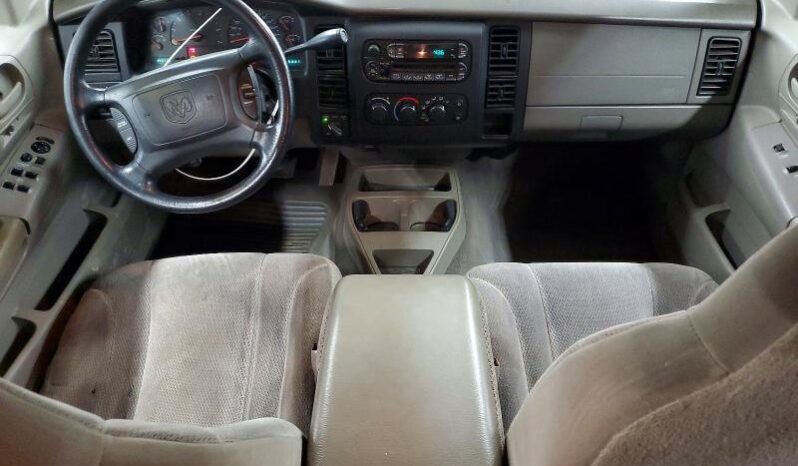 
								2002 Dodge Dakota full									