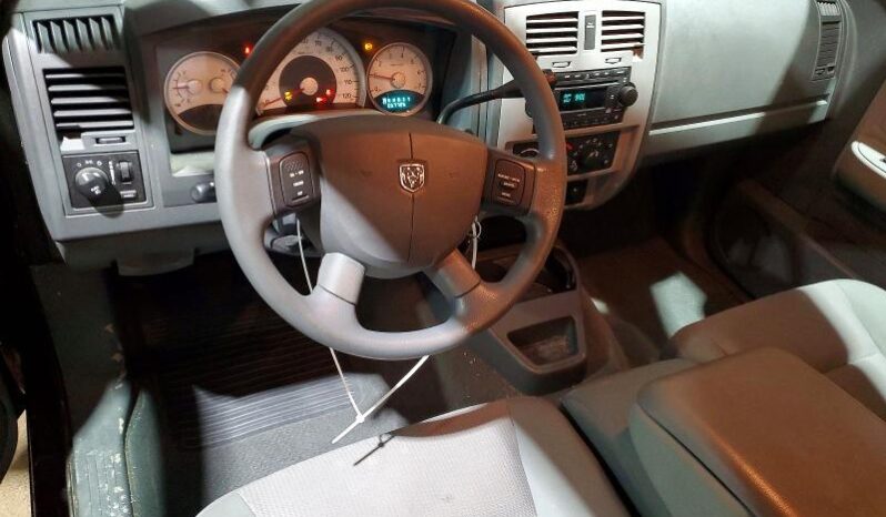 
								2005 Dodge Dakota full									