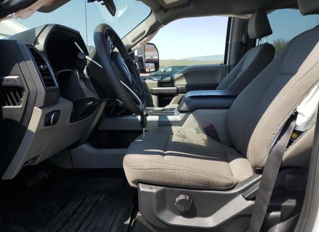 
								2021 Ford F250 super full									