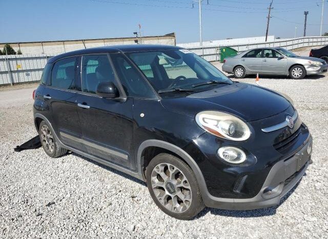 
								2014 Fiat 500l trekk full									