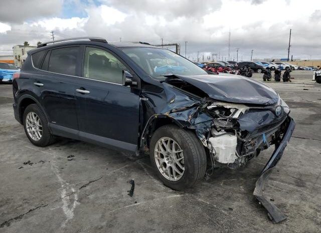 
								2018 Toyota Rav4 full									