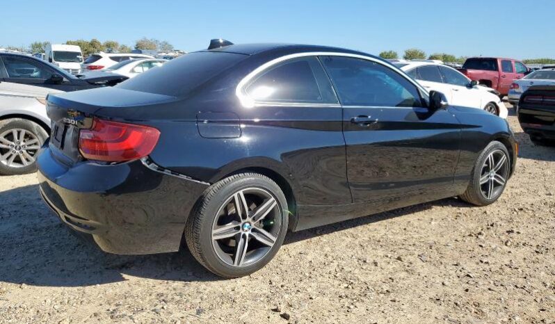 
								2017 BMW 2 series full									