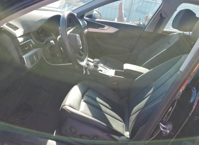 
								2018 Audi A4 premium full									