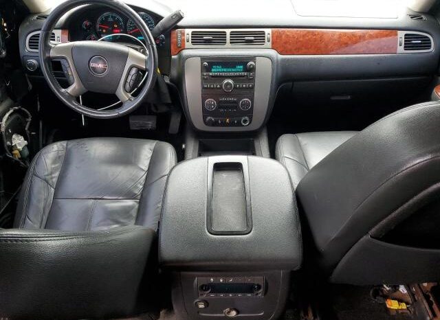 
								2014 Gmc Yukon full									