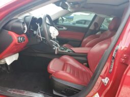 
										2019 Alfa romeo Giulia full									