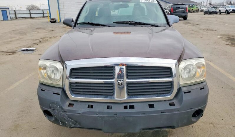 
								2005 Dodge Dakota full									