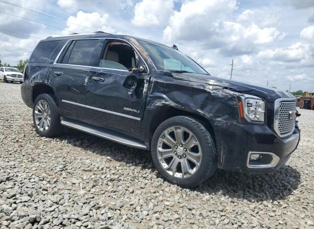 
								2015 Gmc Yukon full									