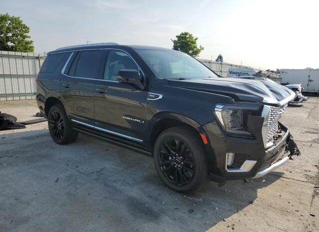 
								2024 Gmc Yukon full									
