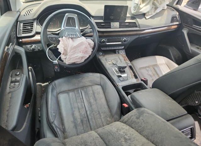 
								2019 Audi Q5 full									