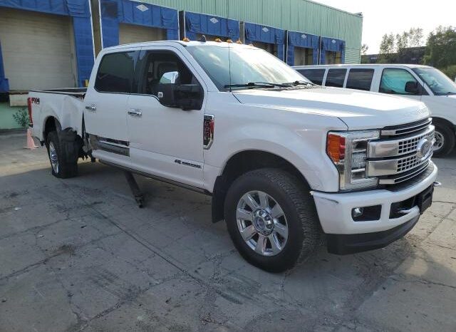 
								2019 Ford F250 super full									