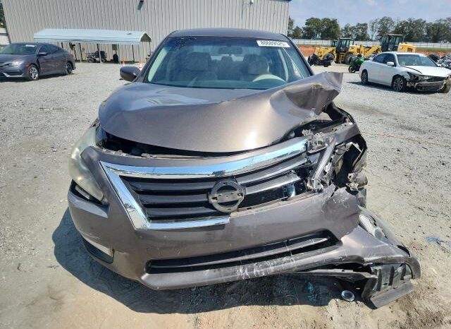 
								2014 Nissan Altima 2.5 full									