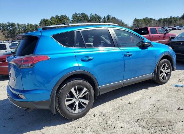 
								2018 Toyota Rav4 full									