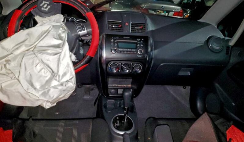 
								2012 Suzuki Sx4 full									