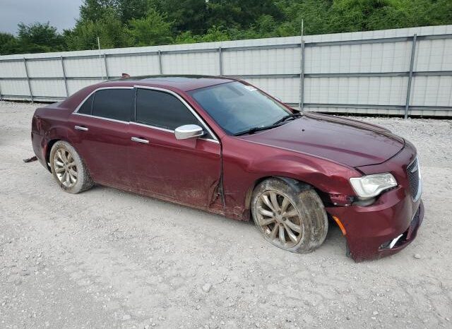 
								2017 Chrysler 300 full									