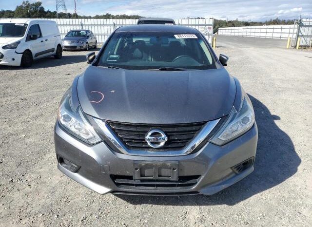 
								2018 Nissan Altima 2.5 full									