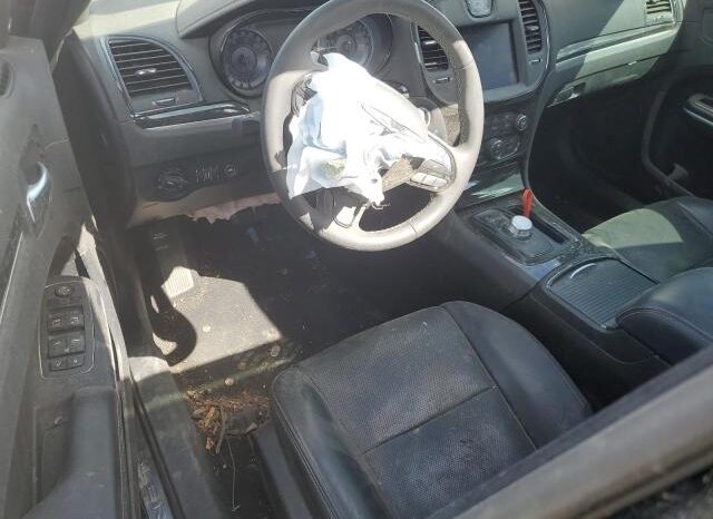 
								2023 Chrysler 300 full									