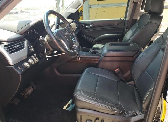 
								2016 Gmc Yukon full									
