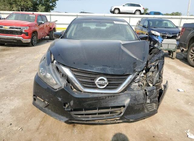 
								2018 Nissan Altima 2.5 full									