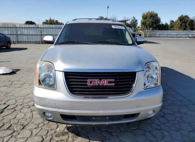 
								2013 Gmc Yukon full									