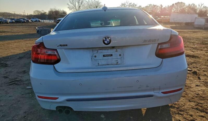 
								2016 BMW 2 series full									