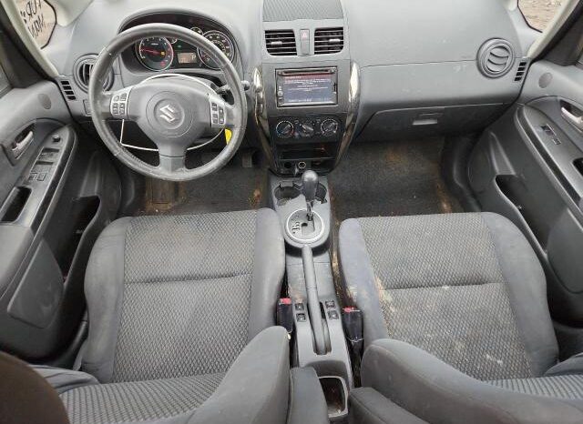 
								2013 Suzuki Sx4 full									