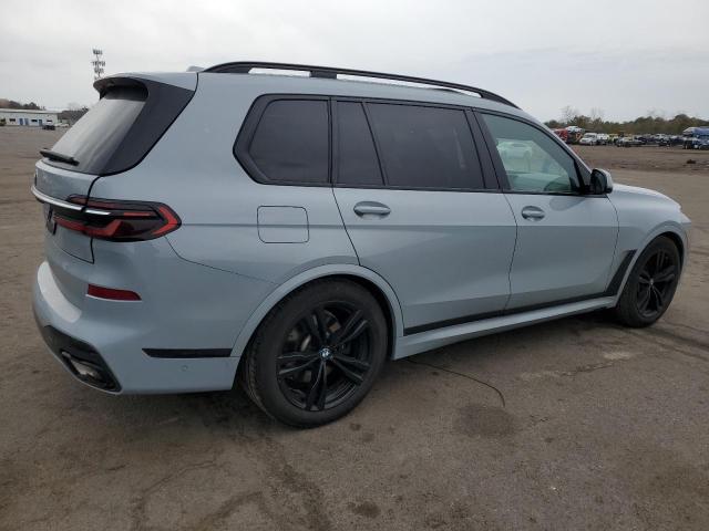 2023 BMW X7