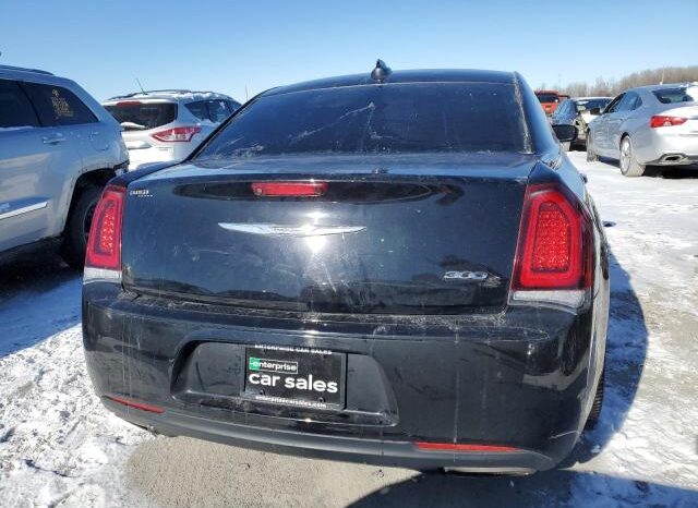 
								2019 Chrysler 300 full									