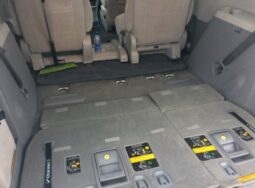 
										Toyota Sienna full									