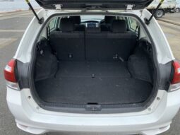 
										TOYOTA Corolla Fielder Hybrid full									