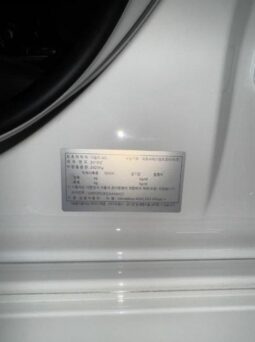 
										MERCEDES BENZ E 63 AMG 4Matik full									