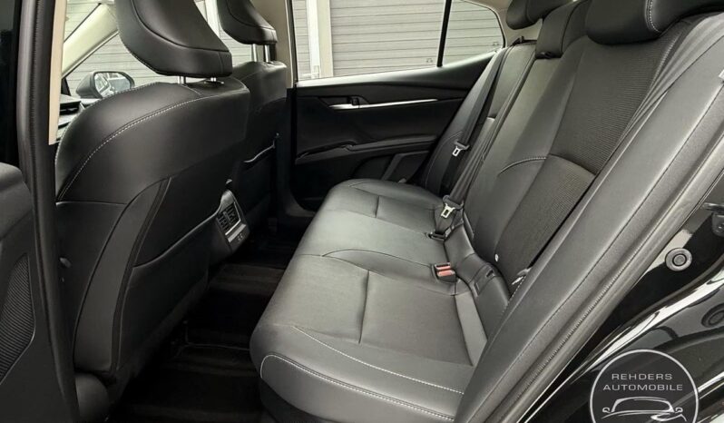 
								TOYOTA CAMRY Hybrid full									