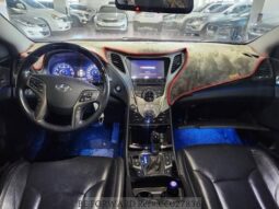 
										HYUNDAI GRANDEUR full									