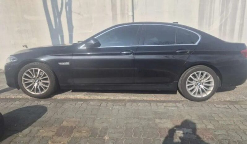 
								BMW 520d Xdrive full									