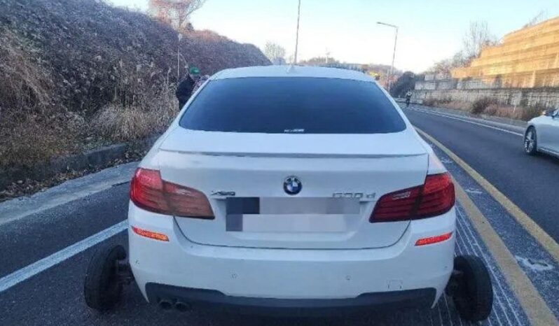 
								BMW 530 Xdrive full									