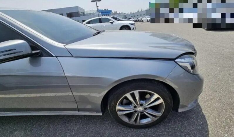 
								MERCEDES BENZ E220 full									
