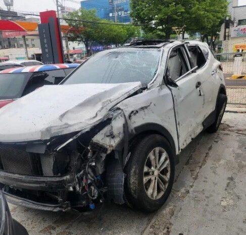
								HYUNDAI SANTA FE full									