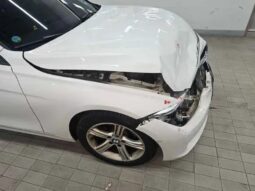 
										BMW 320d Xdrive full									