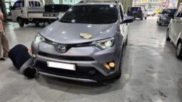 
										TOYOTA RAV 4 full									