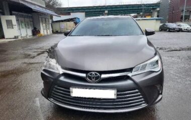TOYOTA CAMRY