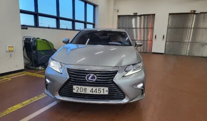 
								LEXUS ES300h full									