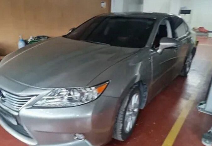 
								LEXUS ES300h full									