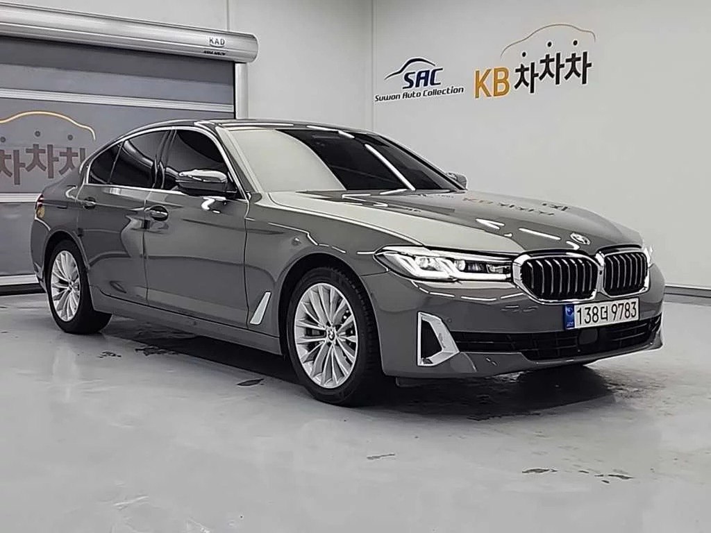 BMW 530i