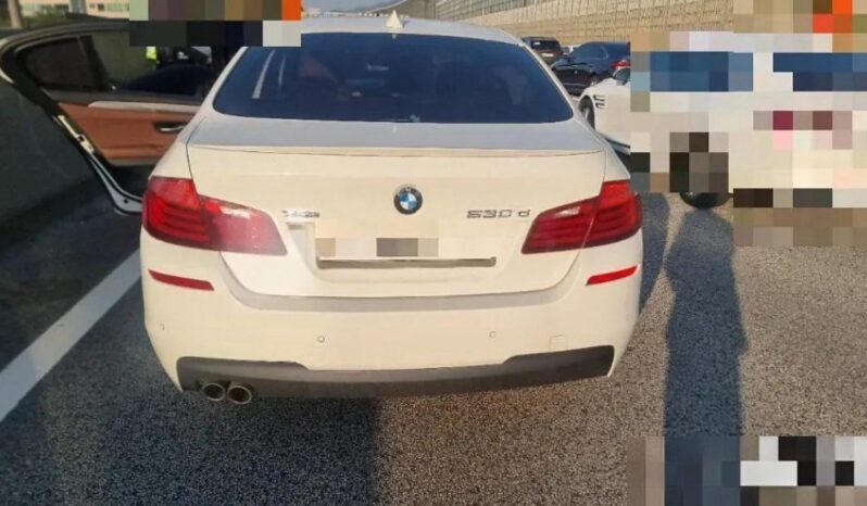 
								BMW 530d Xdrive full									